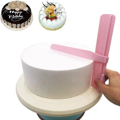 Lisseur à Gâteau Réglable en Plastique utilisant pour obtenir des finitions parfaites sur les gâteaux