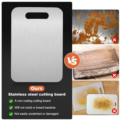 Lot de 3 planches à découper en acier inoxydable hygiéniques et facile à nettoyer, comparées à des planches en bois.