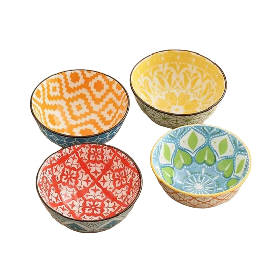 Lot de 4 Bols en Céramique Colorés avec des motifs vibrants pour la présentation des aliments