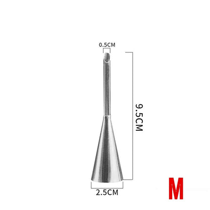 Douille à Garnir en Inox pour Choux et Éclairs avec une taille de 9.5 cm idéale pour la pâtisserie