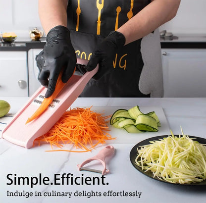 Mandoline Multifonction 5 en 1 pour Légumes avec coulis de carottes et tranches de concombre sur une planche