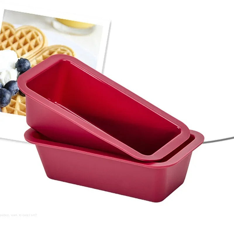 Mini Moule à Pain en Silicone – 15,5 cm en rouge, idéal pour réaliser des pains et desserts faits maison.