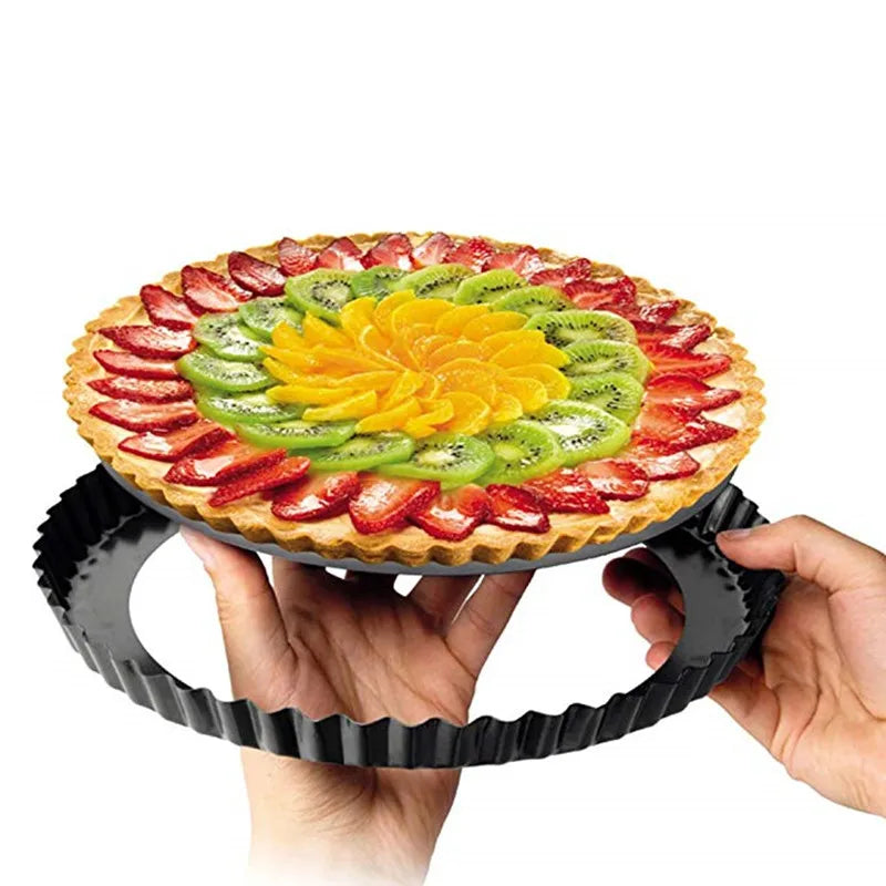 Moule à Tarte 9 Pouces – Antiadhésif et Fond Amovible avec tarte aux fruits frais colorés