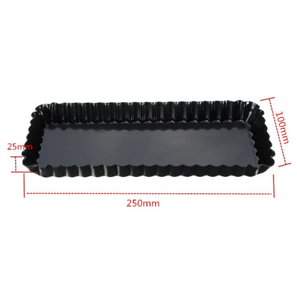 Moule à Tarte Rectangulaire Antiadhésif – Fond Amovible en métal noir avec bords ondulés