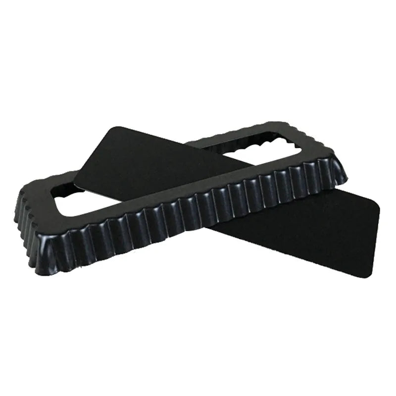 Moule à Tarte Rectangulaire Antiadhésif – Fond Amovible en métal noir avec bords cannelés et spatule