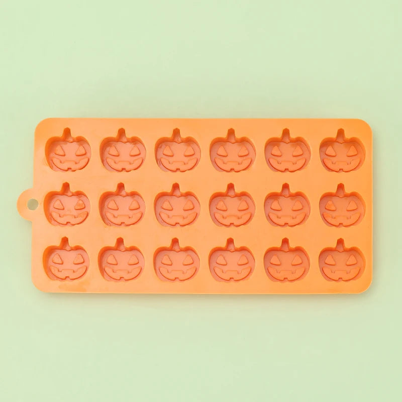 Moule Halloween chocolat citrouille en silicone alimentaire avec 16 formes de citrouilles souriantes