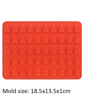 Moule silicone oursons pour bonbons, gummies et chocolat en silicone rouge de 18,5x13,5x1cm