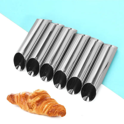 Moules à croissants en inox pour pâtisserie maison lot de 6 tubes métalliques et croissant doré