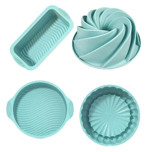 Quatre moules en silicone pâtisserie antiadhésifs gâteaux et cakes de couleur turquoise pour des créations faciles