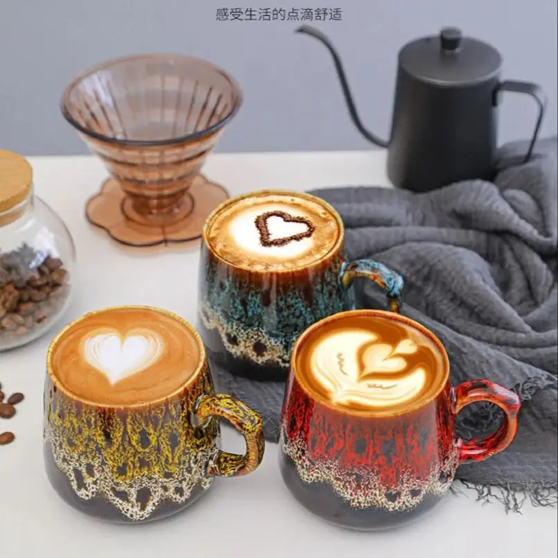 Trois mugs en céramique Clay 350 ml – Tasse Universelle avec des motifs colorés et des designs uniques