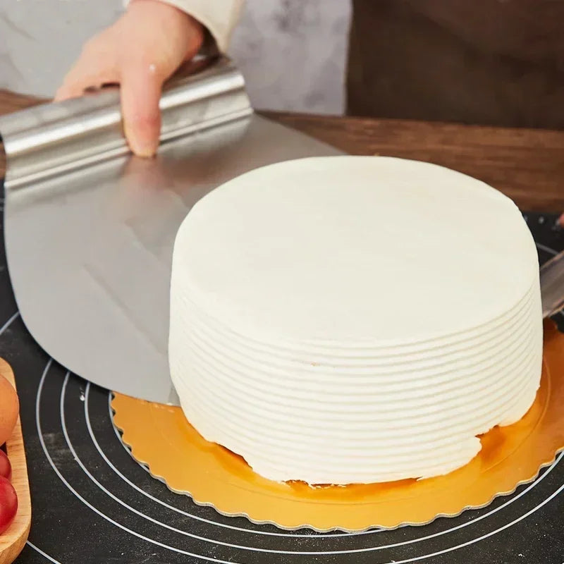 Pelle à Gâteau en Inox – Lève-Gâteau pour Transfert d'un gâteau décoré sur un plateau en bois