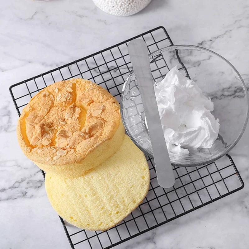 Petite Spatule de Pâtisserie en Inox pour Étaler et Garnir sur un gâteau et de la crème fouettée