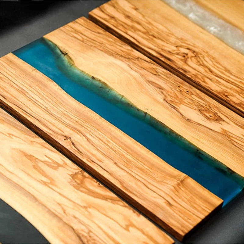 Planche à Découper en Bois d’Olivier et Résine – Double Face – 40x23 cm avec finition lisse et design moderne