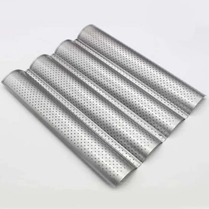 Plaque de cuisson pour pain rainuré en acier au carbone avec 4 vagues pour une cuisson uniforme et croustillante.