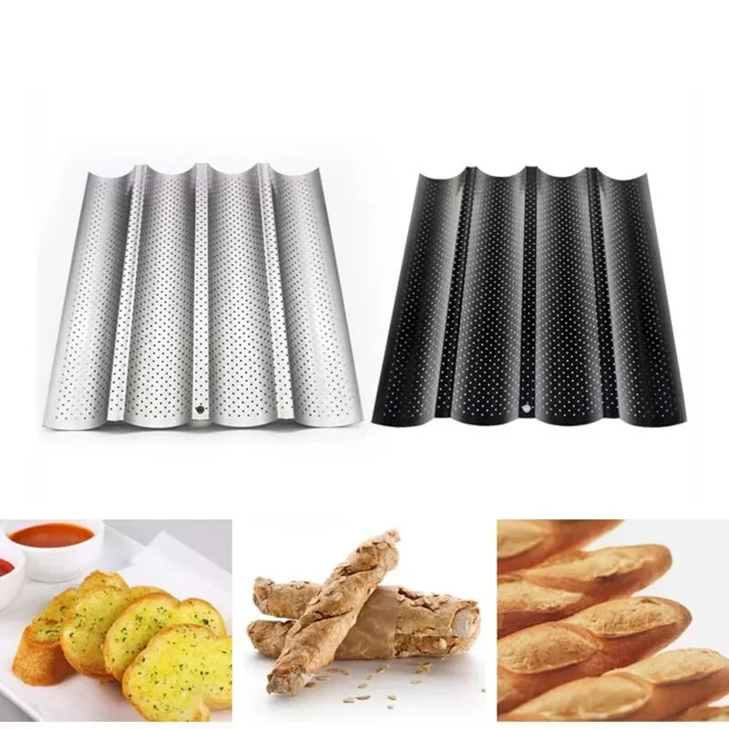 Plaque de cuisson pour pain rainuré en acier au carbone – 2, 3 ou 4 vagues en noir et argent avec des produits cuits