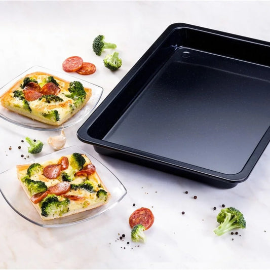 Plaque de cuisson rectangulaire pour four antiadhésive en acier carbone pour biscuits, gâteaux et cuisson homogène avec des plats cuisinés.