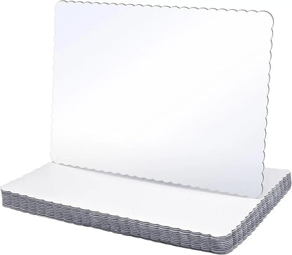 Plateaux à Gâteaux Rectangulaires Jetables - lot de 20, idéaux pour servir et offrir des gâteaux.