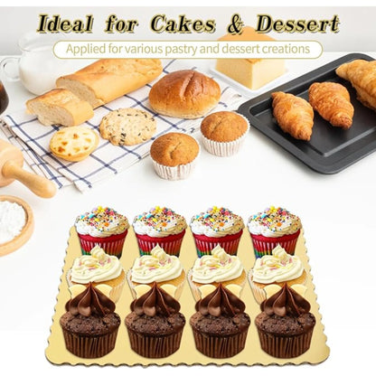 Plateaux à Gâteaux Rectangulaires Jetables - lot de 20 avec des pâtisseries et des desserts variés