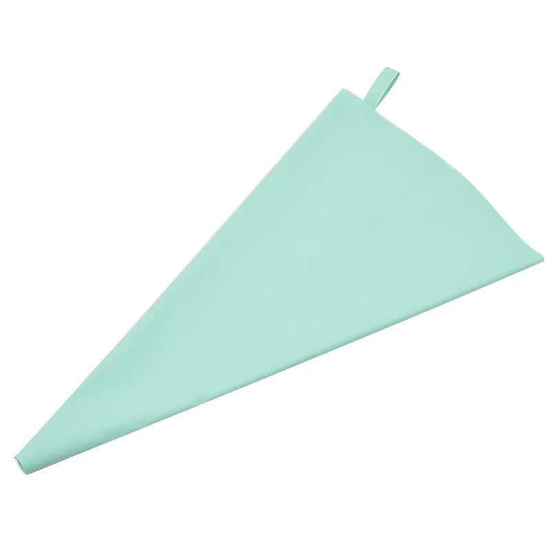 Poche à Douille en Silicone pour Décoration Pâtissière de couleur verte, idéale pour créer des décorations créatives.