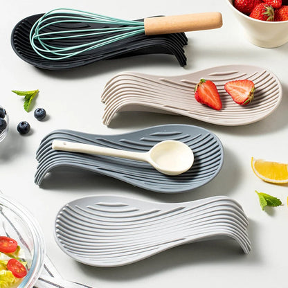 Porte-cuillère en silicone pour cuisine en plusieurs couleurs pour un rangement pratique des ustensiles