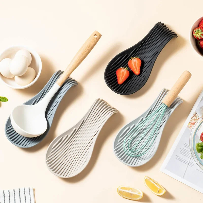 Ensemble de porte-cuillères en silicone pour cuisine avec des motifs modernes et des couleurs élégantes