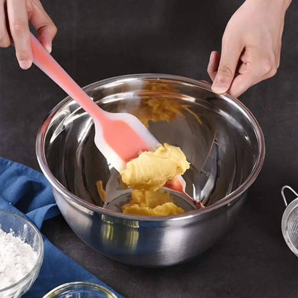 Saladier Inox avec Couvercle Antidérapant, idéal pour mélanger et servir des ingrédients