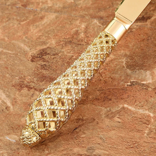 Détail du Set Couteau et Pelle à Gâteau Or – Élégant & Durable avec un design raffiné et doré
