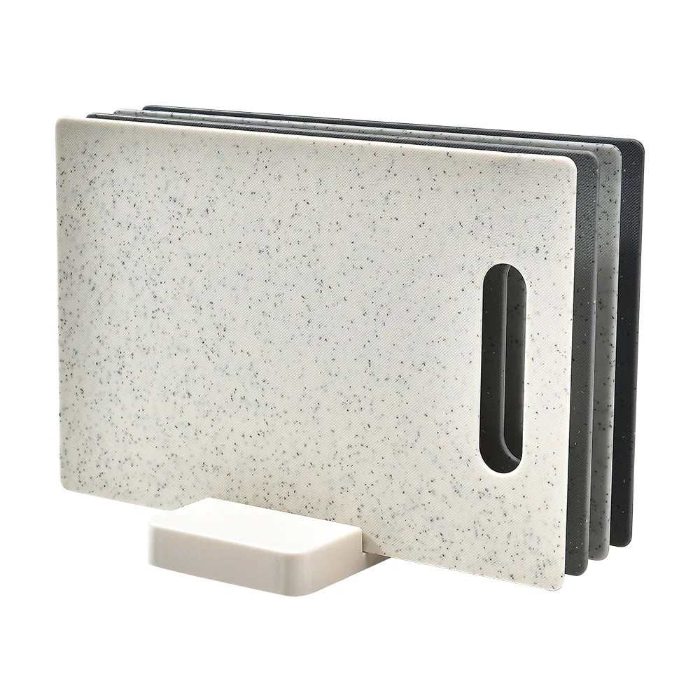 Set de 4 Planches à Découper avec Support – Antidérapantes, Lavables au Lave-Vaisselle, présentées en position verticale.
