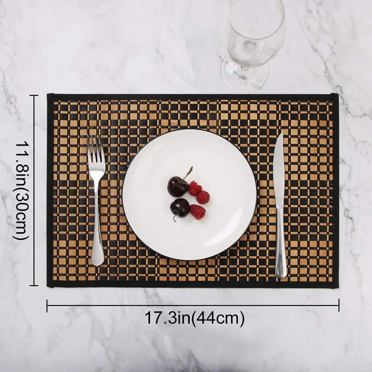 Sets de Table Rectangulaires en Bambou Naturel Lot de 4 avec assiette blanche et couverts élégants