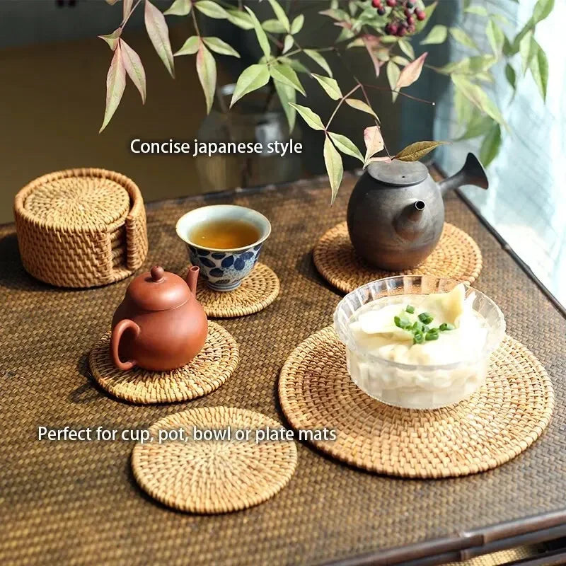 Sous-verres en rotin 8 cm – Set de 6, antidérapants, idéals pour tasses et bols dans un décor élégant