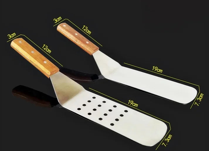 Spatule de Cuisine Inox – 28 Modèles au Choix avec manches en bois et design perforé pour facilité d'utilisation