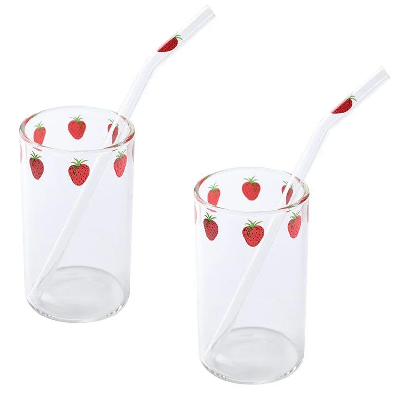 Tasse Fraise en Verre – 300 ml avec Couvercle & Paille, design amusant avec motifs de fraises