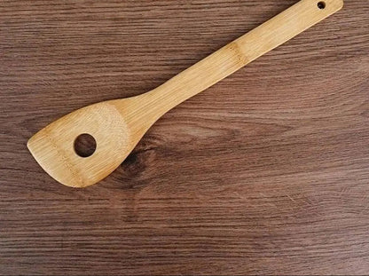 Ustensiles de cuisine en bambou 7 pièces antiadhésives écologiques avec une spatule en bois naturel