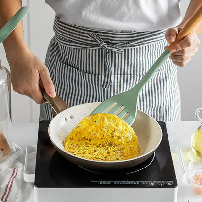 Ustensiles de cuisine en silicone 6 pièces - Résistants à la chaleur utilisés pour la cuisson d'une omelette.