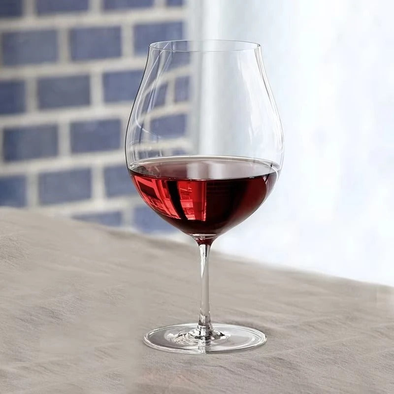 Verre à vin en cristal ultra-fin fait main 430 ml avec un design élégant pour déguster le vin.